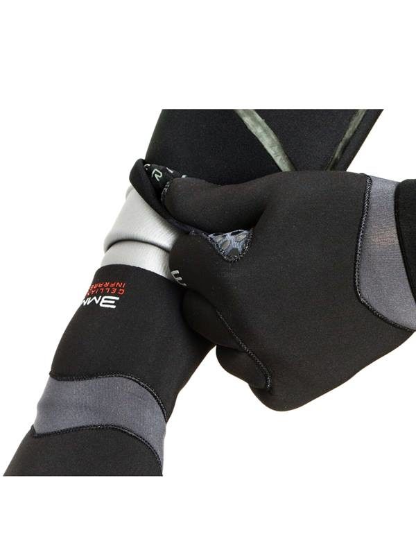 5mm Ultrawarmth Glove - wetsuit seal